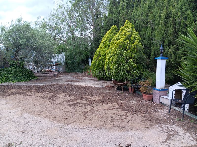 Foto 3b23a7a1-3b0c-49a0-b89f-21ede47933a5. Chalet avec parking dans Vinallop Tortosa