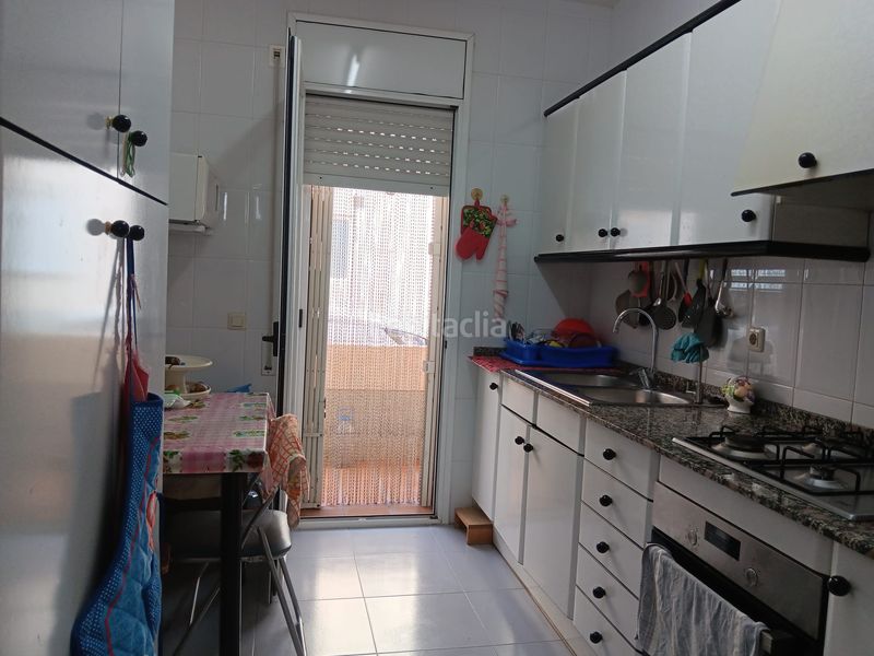 Foto 21ccb4f2-6e2e-4270-8fe0-e92842a52a2e. Duplex avec chauffage parking dans Camarles