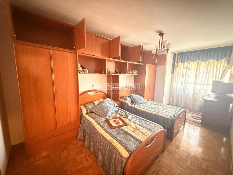 Foto 8136a4b0-f3ed-472a-8813-a5481b0c6b65. Pis amb aparcament a Valencia de Don Juan