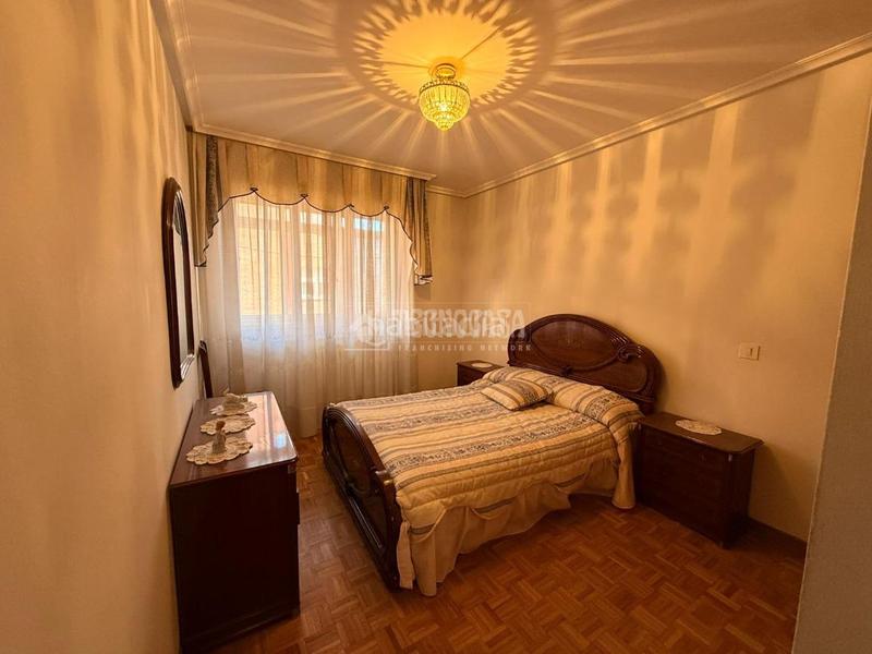 Foto f5b5b815-331e-4691-aac9-5a81ea8159a5. Pis amb aparcament a Valencia de Don Juan