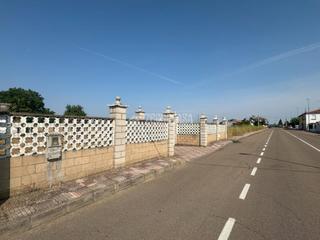 Terreno residencial  Av. de la constituci?n. Terrenos en venta en onzonilla