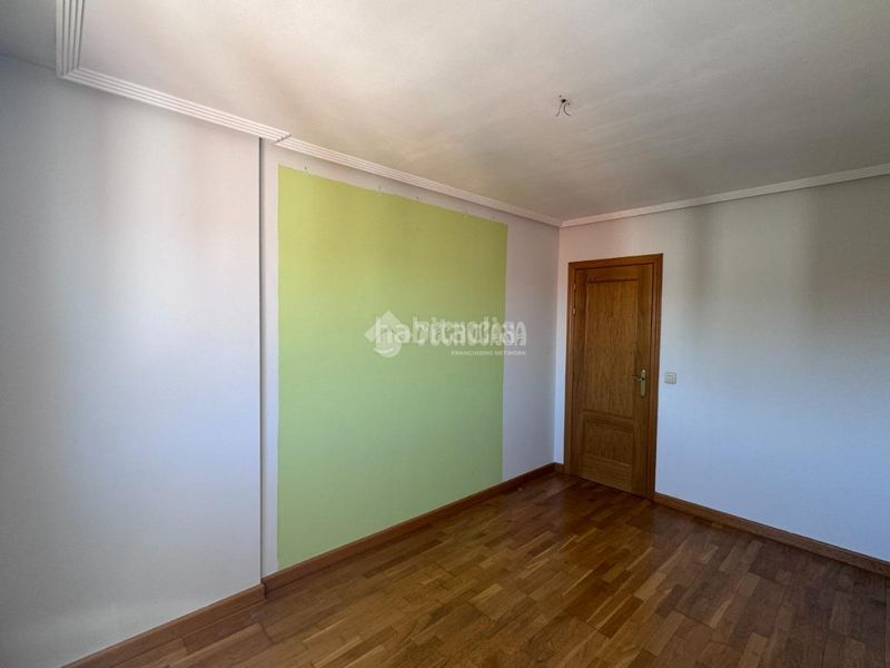 Foto 45737d18-15b2-442f-9532-5e4b0baec540. Pis amb calefacció aparcament a La Asunción - La Inmaculada León