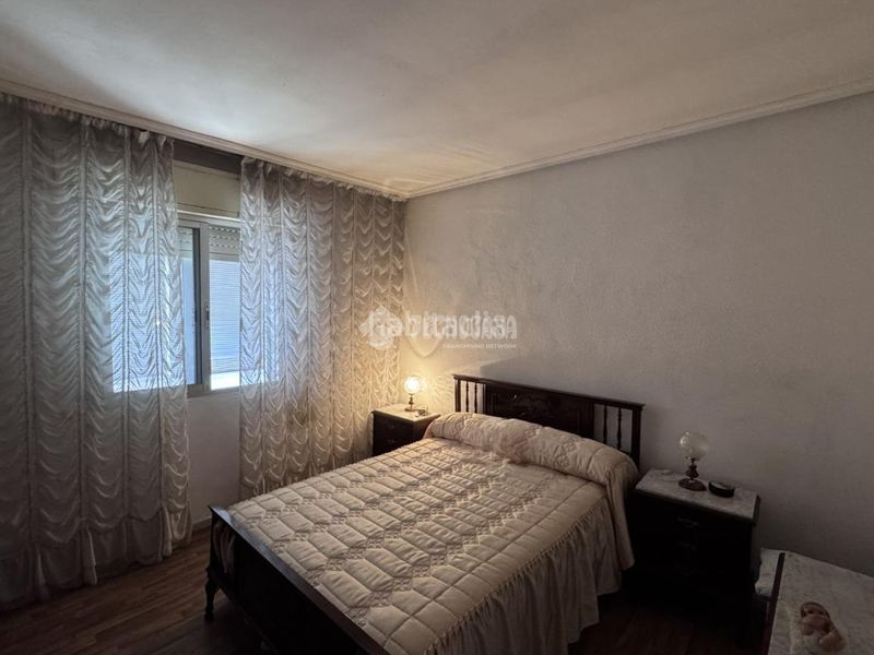 Foto c8a2b74e-5860-403c-afb4-9307ac6fbb2a. Edifici a La Asunción - La Inmaculada León
