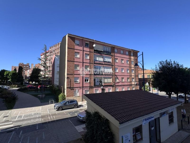 Foto c72279f2-7234-4d90-a0be-76e17cc6c812. Pis amb calefacció a San Mamés - La Palomera León