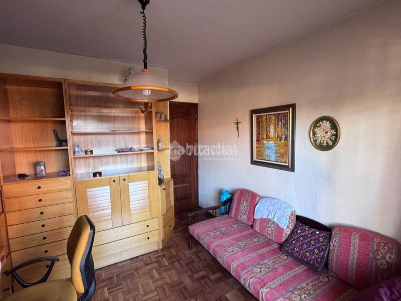 Foto d593a9f3-3d6c-4298-90d0-b1488ae75e7c. Pis amb calefacció a San Mamés - La Palomera León