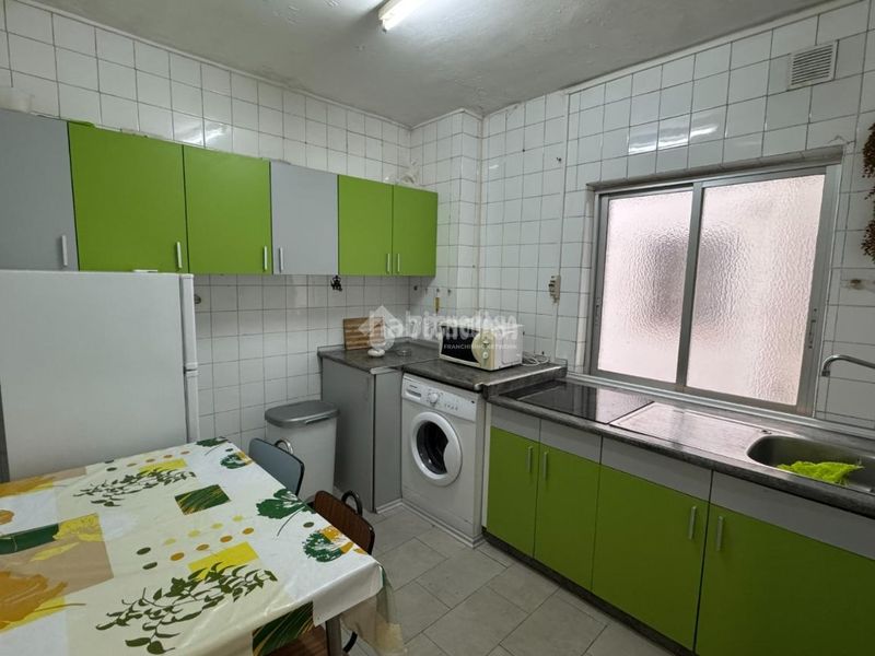Foto ad93ac73-a0fd-4a8d-b90a-e17c76b0dc2d. Rent flat with heating in San Mamés - La Palomera León