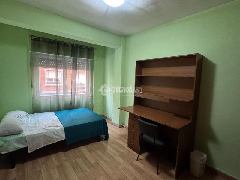 Foto bb3ce027-fead-47c1-8178-8abf0616c6fd. Rent flat with heating in San Mamés - La Palomera León