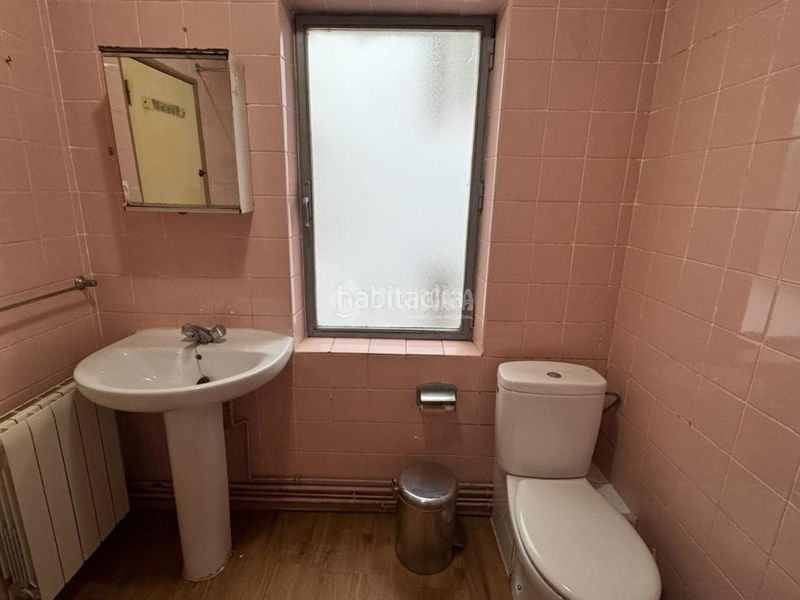 Foto f082a6e7-8e7f-43e5-8faa-ff1abf847987. Rent flat with heating in San Mamés - La Palomera León