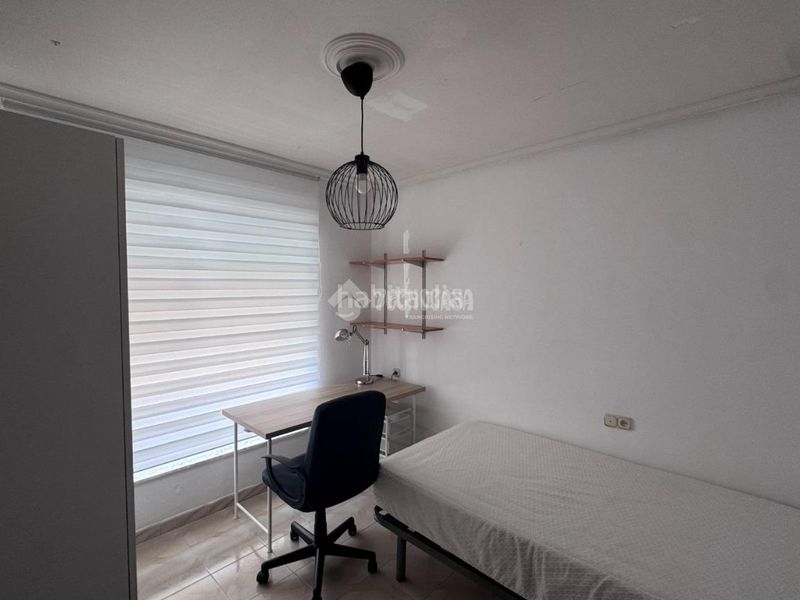 Foto 0b2dc4eb-f94e-41ac-9879-f376cf9d9713. Flat with heating in San Mamés - La Palomera León