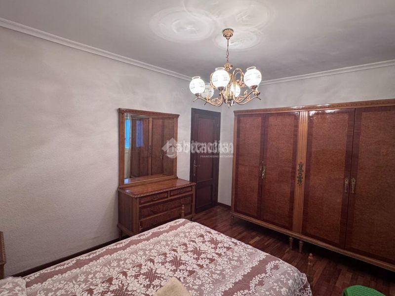 Foto fa900de8-1b03-425b-a2b1-64290a664b9e. Flat with heating in San Mamés - La Palomera León