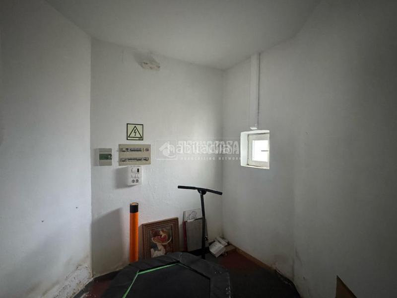 Foto 4de4b40a-3573-4b8e-b395-5b10ff90852c. Local commercial dans San Mamés - La Palomera León