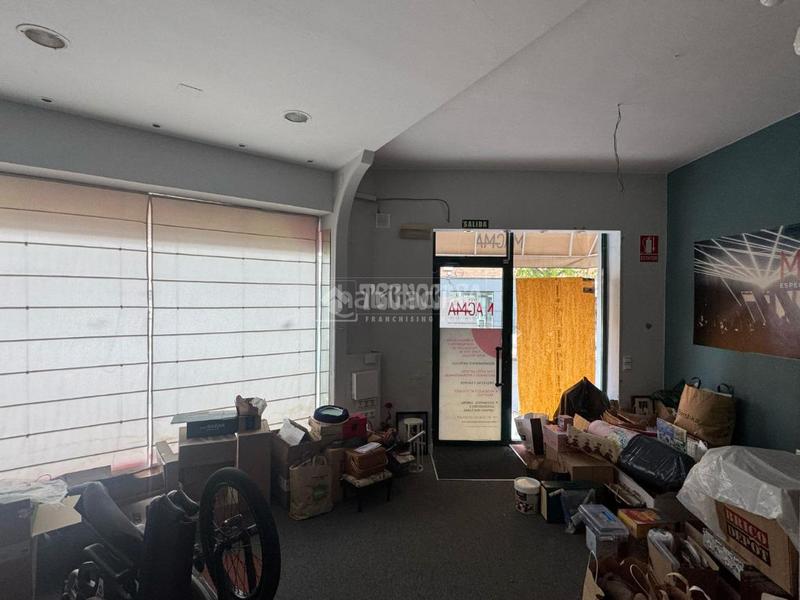 Foto b2eb556a-97e6-41e7-aef8-01353e51248a. Local commercial dans San Mamés - La Palomera León
