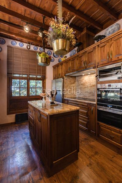 Foto 2635280a-b980-43b7-95ea-d0691d77f87d. Casa con camino riscaldamento in Icod de los Vinos pueblo Icod de los Vinos