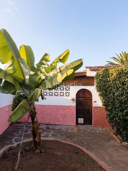 Foto a231b883-921c-41c1-b41f-d3a2f940f398. Maison avec parking piscine dans Sauzal (El)