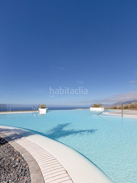 Foto 33935cc1-c878-413c-b01a-aa40e262f1e3. Planta baixa amb piscina a Playa Fañabé Alto Adeje