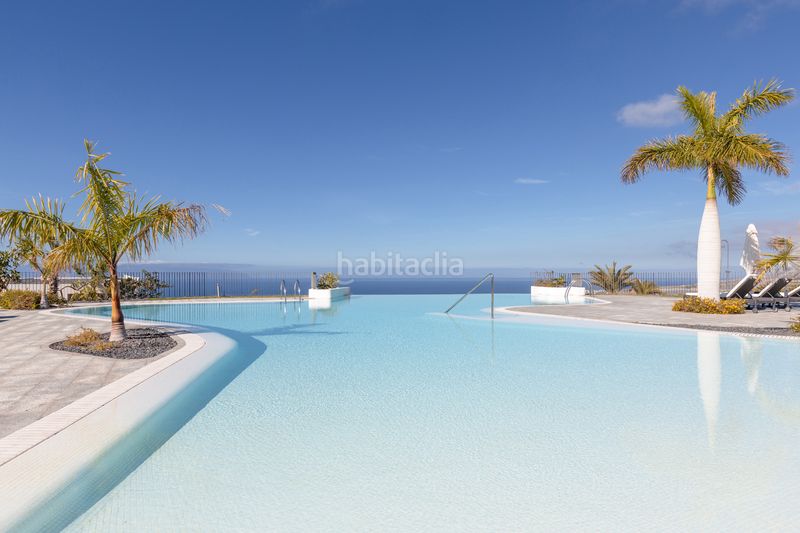 Foto bb7143d0-60c6-4c3f-9a5a-82b1b7bdd89f. Planta baixa amb piscina a Playa Fañabé Alto Adeje