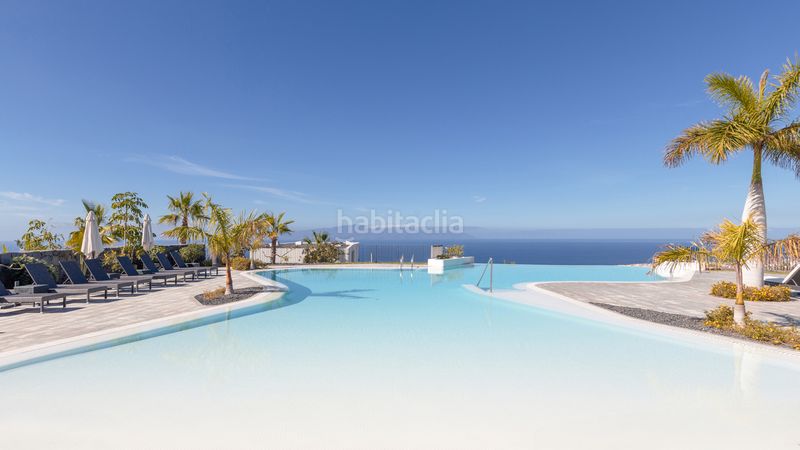 Foto eebbf4b5-c89e-49fd-9477-faff62c6b29b. Planta baixa amb piscina a Playa Fañabé Alto Adeje
