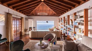 Casa a Santa Catalina. Villa en primera línea de mar con espectaculares vistas a la cos