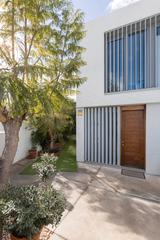 Casa bifamiliare in Centro. Adosado en esquina con jardín en güímar