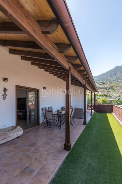 Foto a74cc0ba-95b3-4cc1-a3f2-54018011a4c3. Casa amb aparcament piscina a Araya Candelaria