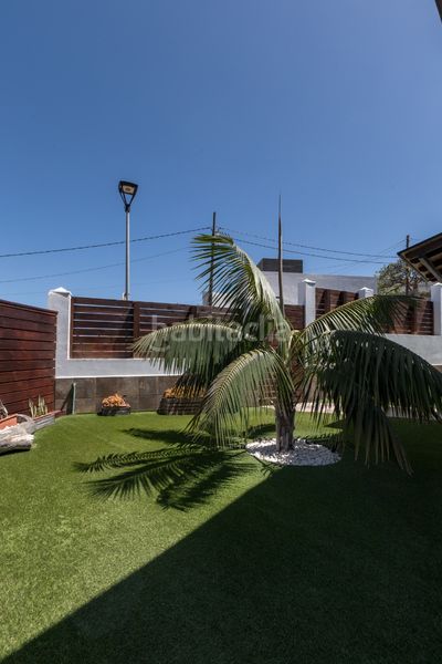 Foto db4f3237-acd9-4fe5-b90b-29f23c5307ed. Casa amb aparcament piscina a Araya Candelaria