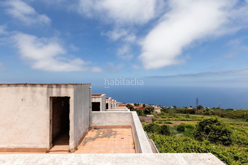 Foto b8f32cf7-e740-4e09-9b81-3409b96710b7. Casa adossada amb aparcament a Matanza de Acentejo (La)