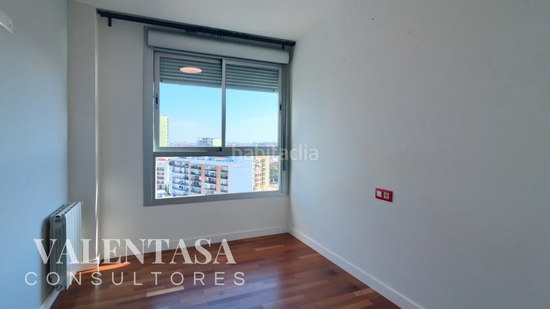 Foto 2f47d2e9-d19b-4cb3-bf20-fce644204363. Àtic amb calefacció aparcament a La Constitución-Canaleta Mislata