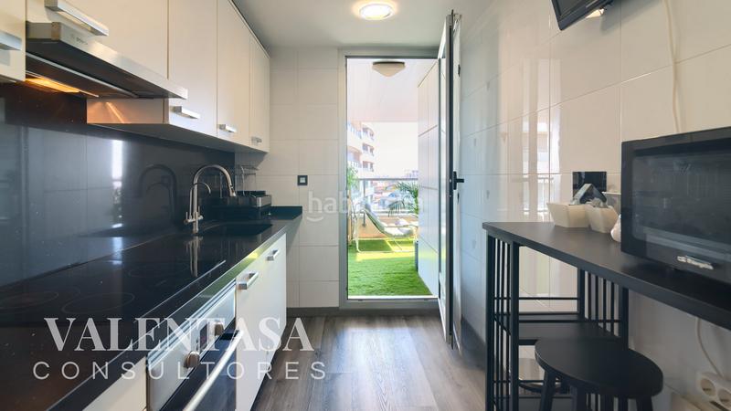 Foto 7a63f18d-8c68-4630-8dc2-07f3af9d0251. Àtic amb calefacció aparcament a La Constitución-Canaleta Mislata