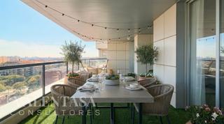 Attique  Carrer el fielat. Semi atico con 2 plazas de garaje