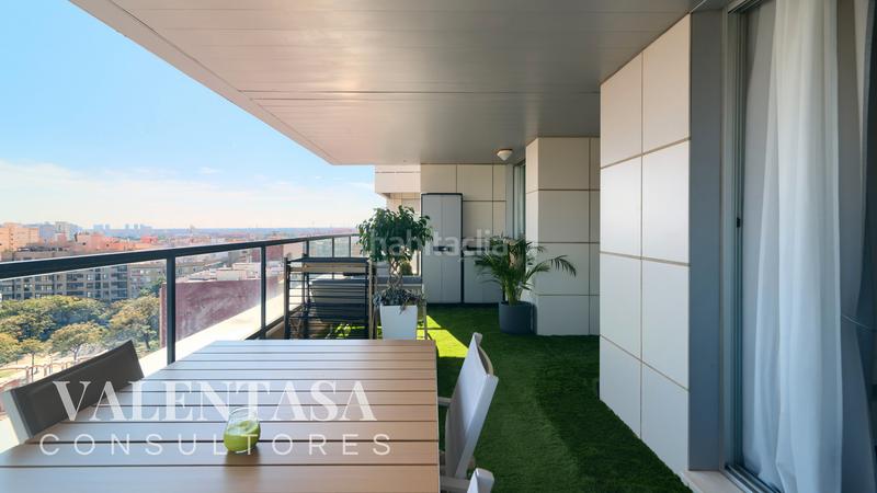 Foto df3d8749-3a15-4340-9023-973aa691094d. Àtic amb calefacció aparcament a La Constitución-Canaleta Mislata