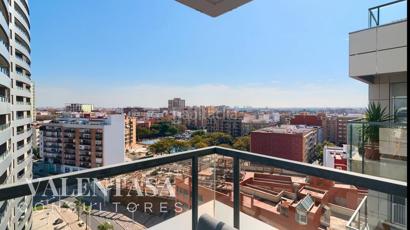 Foto e809dcce-6370-4fda-899c-cde8b0e52789. Àtic amb calefacció aparcament a La Constitución-Canaleta Mislata