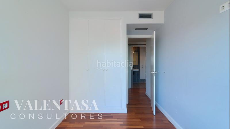 Foto ee96cff9-4656-46c8-8b0b-7996a5fc86df. Àtic amb calefacció aparcament a La Constitución-Canaleta Mislata