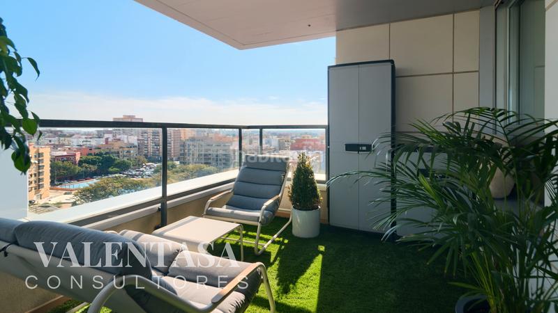 Foto f2c4ba03-126c-4a0b-a9e9-79043974ec57. Àtic amb calefacció aparcament a La Constitución-Canaleta Mislata