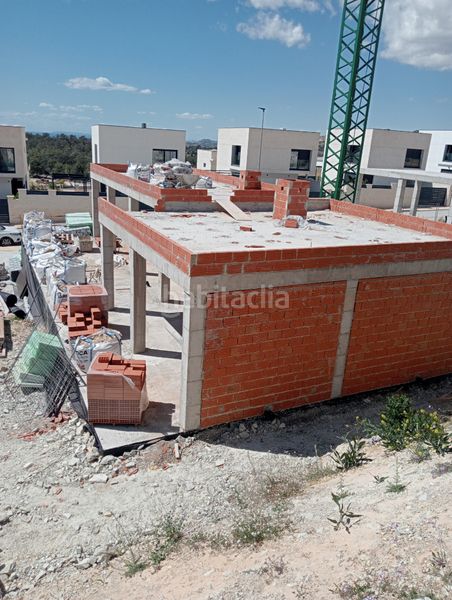 Foto 0e20f9fe-0465-46cf-a019-2d008dab667d. Casa 114m<sup>2</sup> amb calefacció aparcament piscina a balcón de Finestrat-terra marina Finestrat