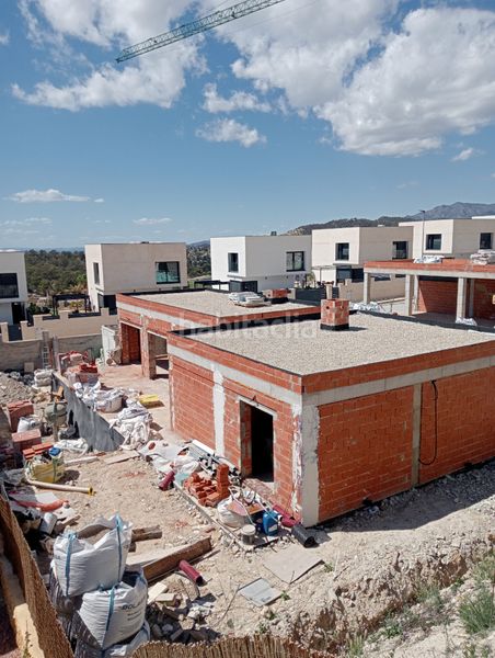 Foto 113e0cae-704c-49ad-8306-d27a3f9d7f56. Casa 114m<sup>2</sup> amb calefacció aparcament piscina a balcón de Finestrat-terra marina Finestrat