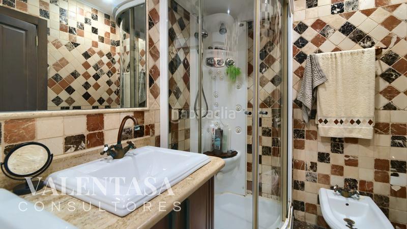 Foto 192b203b-52f7-4ad4-9fde-6fe20f0c3637. Casa adossada amb aparcament a Llombai Burriana