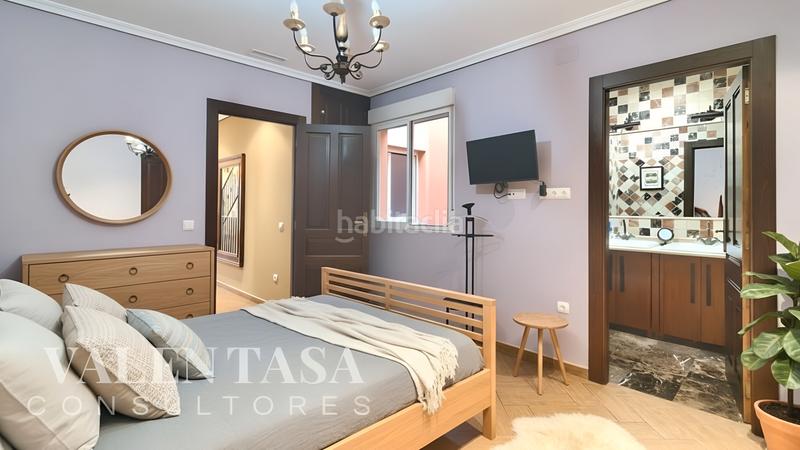 Foto 8f8be6ba-6c5f-40a5-a40d-9482e434304a. Casa adossada amb aparcament a Llombai Burriana