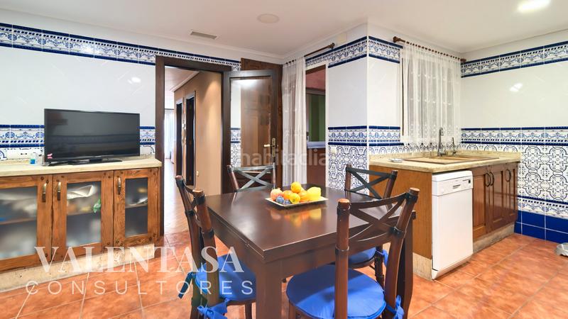 Foto e396d52e-9c12-4134-aace-957fe727bfab. Casa adossada amb aparcament a Llombai Burriana