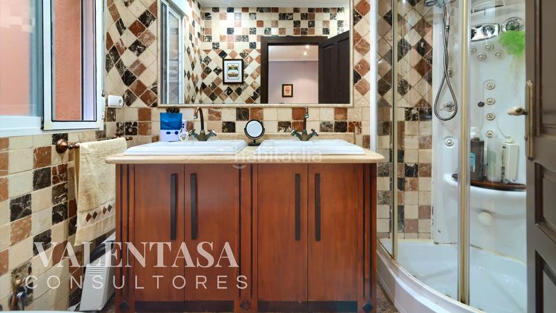 Foto 386bc3cf-22f8-4e4e-8709-fcb64b2cef31. Semi detached house with parking in Llombai Burriana