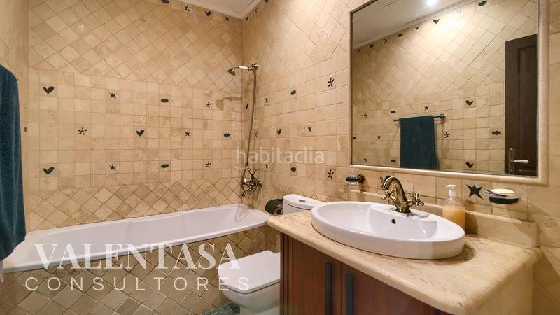 Foto 6e2a7f49-4151-4508-8095-306963157cc4. Semi detached house with parking in Llombai Burriana