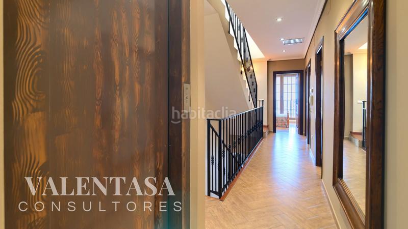 Foto 87834a88-8e8a-40f9-8e84-7954f16809f0. Semi detached house with parking in Llombai Burriana