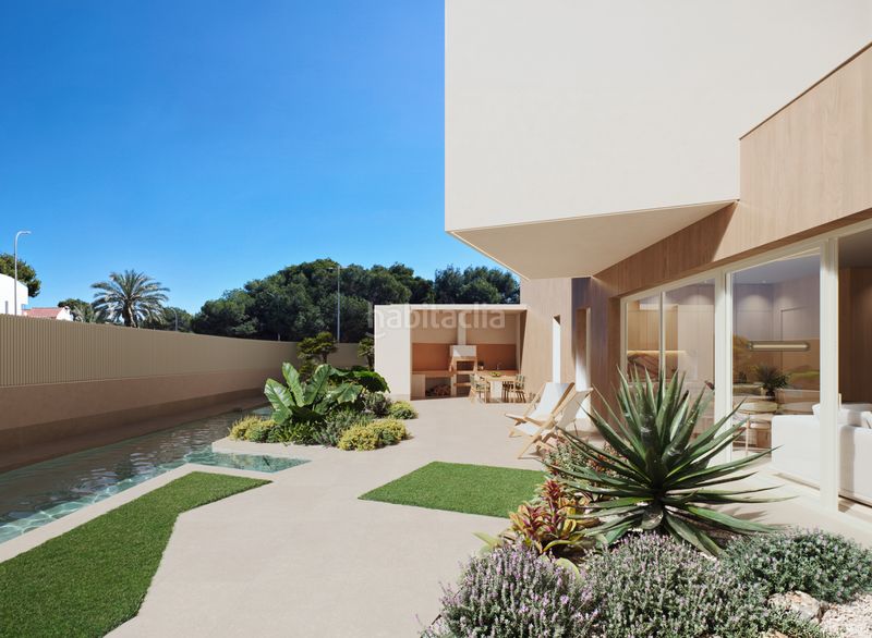 Foto 7cb8dc61-e8ba-4f4a-90f1-60b05af9fe5e. Chalet 247m<sup>2</sup> en calle de rafael alberti 2 en Campoamor Orihuela