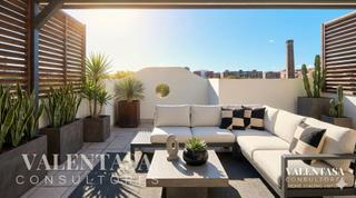 Àtic a La Creu Coberta. Ático duplex para entrar a vivir