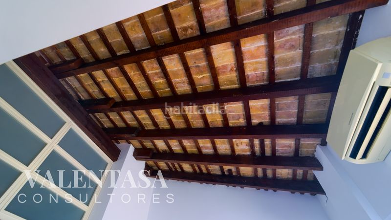 Foto 46235280-d395-4a50-8934-1a23df34c298. Àtic amb calefacció a Russafa Valencia