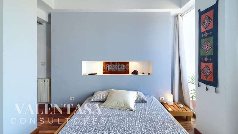 Foto 4a6edd43-7695-47b0-85b7-e7daab435904. Àtic amb calefacció a Russafa Valencia