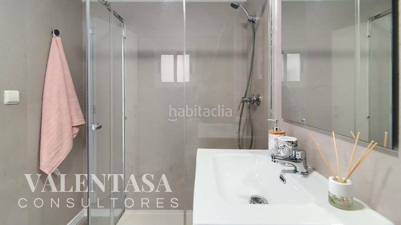 Foto 0afcb57e-f65c-4ed8-9c09-ac902ad94fa9. Dachwohnung mit parking in La Creu Coberta Valencia