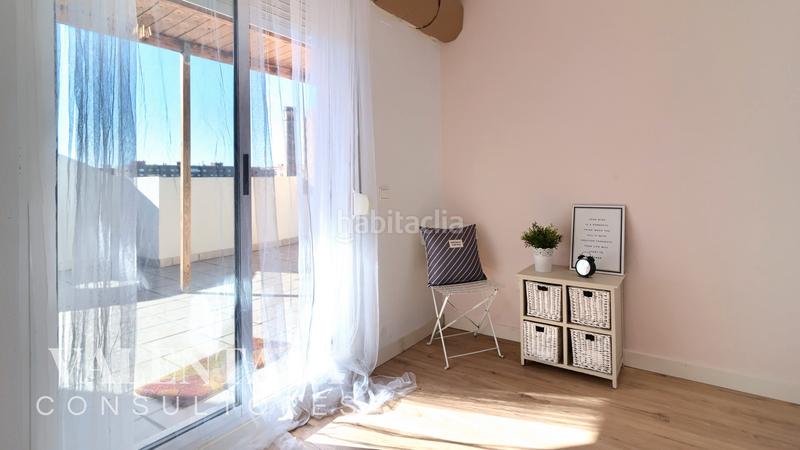 Foto 5d4c65a8-58a4-4ecf-b6f4-a76ba8e89b60. Dachwohnung mit parking in La Creu Coberta Valencia