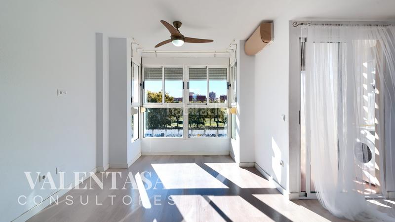 Foto b108a022-d0d6-4815-8222-3ab86a9e27ff. Dachwohnung mit parking in La Creu Coberta Valencia