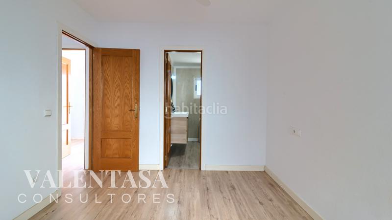 Foto bfaf90de-0618-40b9-a7bd-e5713d5c85c5. Dachwohnung mit parking in La Creu Coberta Valencia