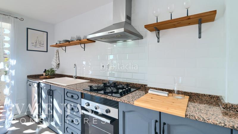 Foto cefc5483-9f22-4974-9457-314ea1e909d2. Dachwohnung mit parking in La Creu Coberta Valencia